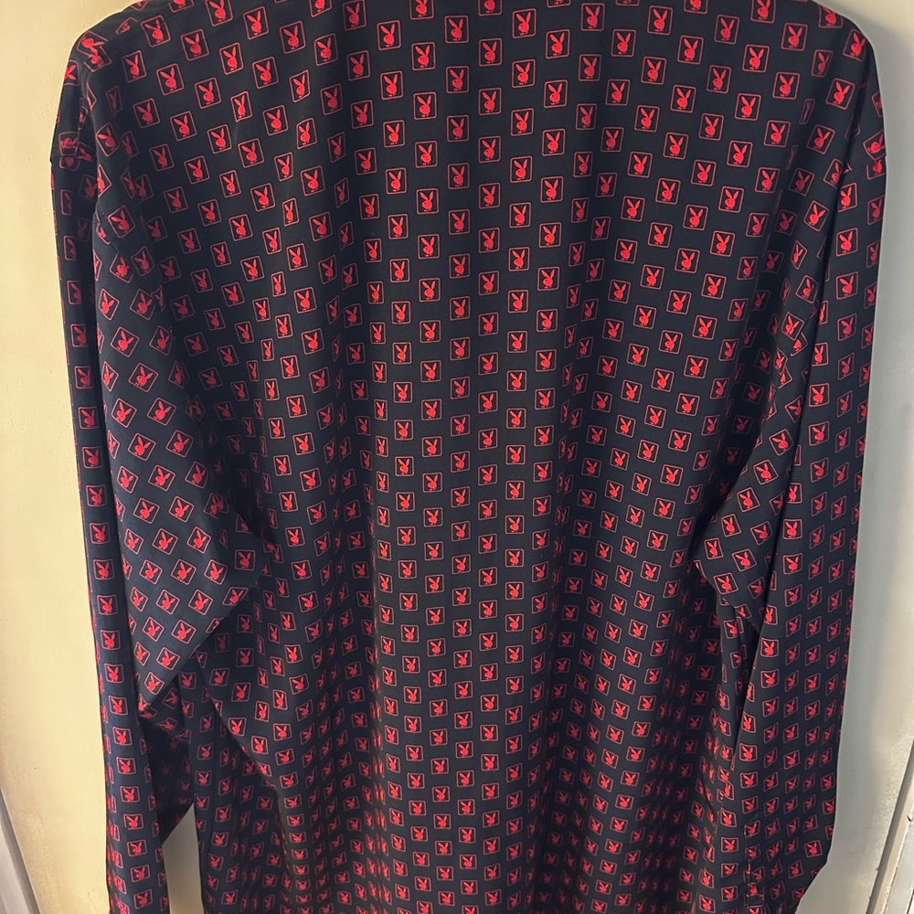 PLAYBOY Black and Red Casual Button Down Shirt - Picture 2 of 4